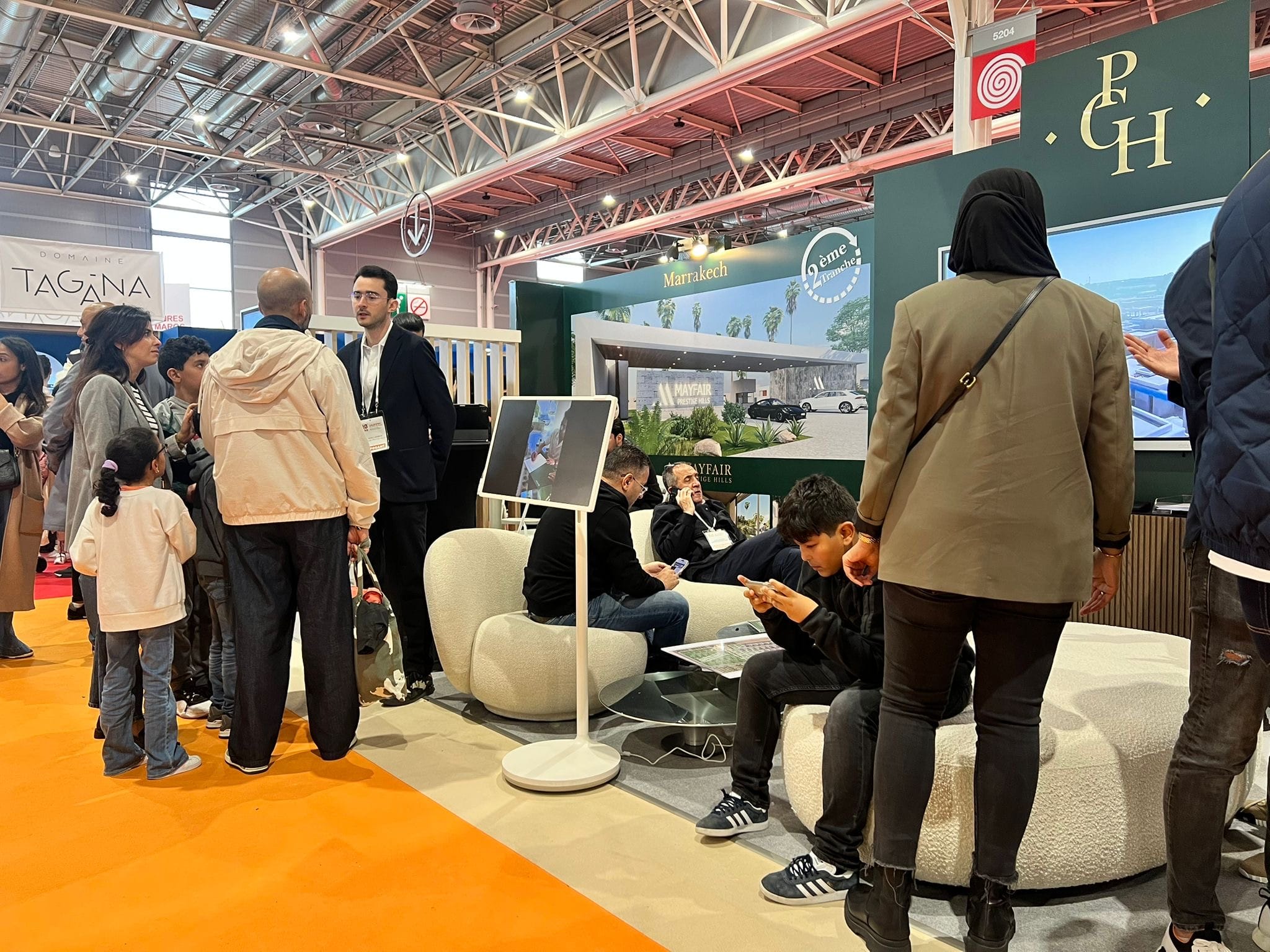 22814242-ec7e-49f6-ba5f-869c94f6773a